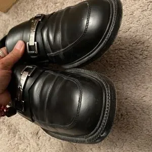 Vintage Gucci black leather horsebit loafers dress shoes size 8.5D (41.5) Gucci | Shoes | Vintage Gucci Black Leather Horsebit Loafers  main image 3